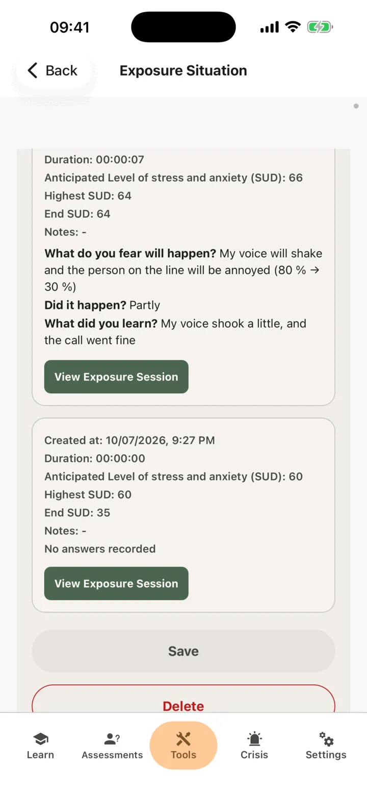 Two session cards on the situation screen. The first shows its highest and end stress level, the fear with 80 % to 30 %, Did it happen? Partly and what was learned. The second shows its stress levels and the line No answers recorded